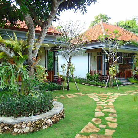 Arumanis Homestay 페카투 외부 사진